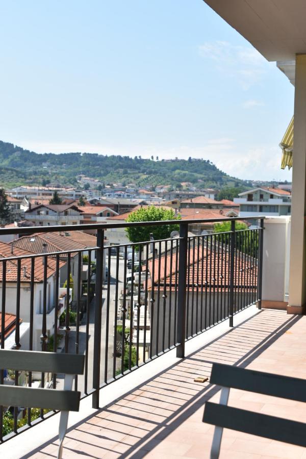 Appartamento Centro Dei Venti Montesilvano Marina エクステリア 写真
